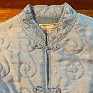 New designer’s thin coat